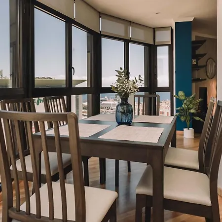 In The Heart Of Cruz, Parking, Netflix, Aircon * Santa Cruz de Tenerife